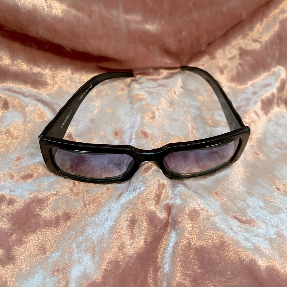 ❤️ CHANEL SUNGLASSES ❤️